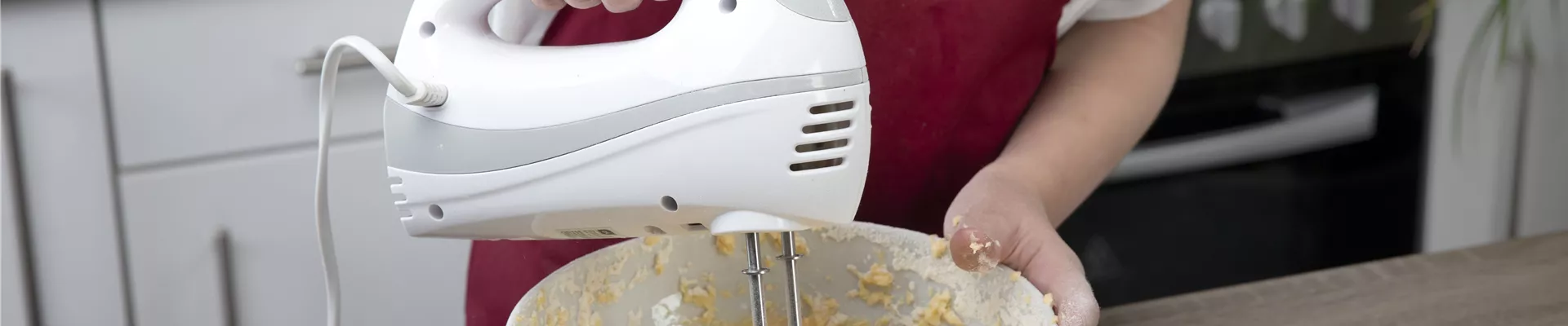 Pflaumenkuchen - Zutaten rühren